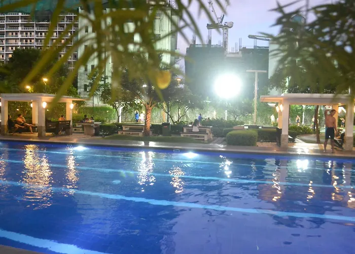 Apartment Den And Then View, Karaoke, Private Balcony