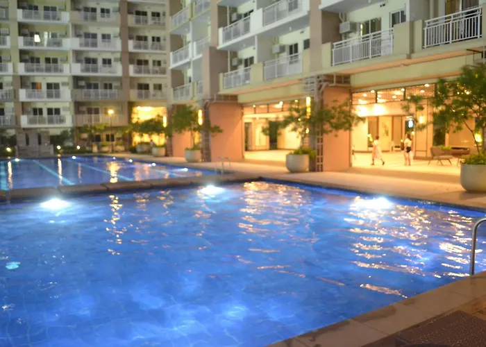 Apartment Den And Then View, Karaoke, Private Balcony *