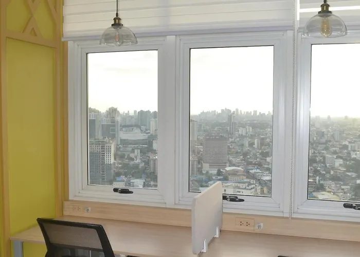 Apartment Den And Then View, Karaoke, Private Balcony *